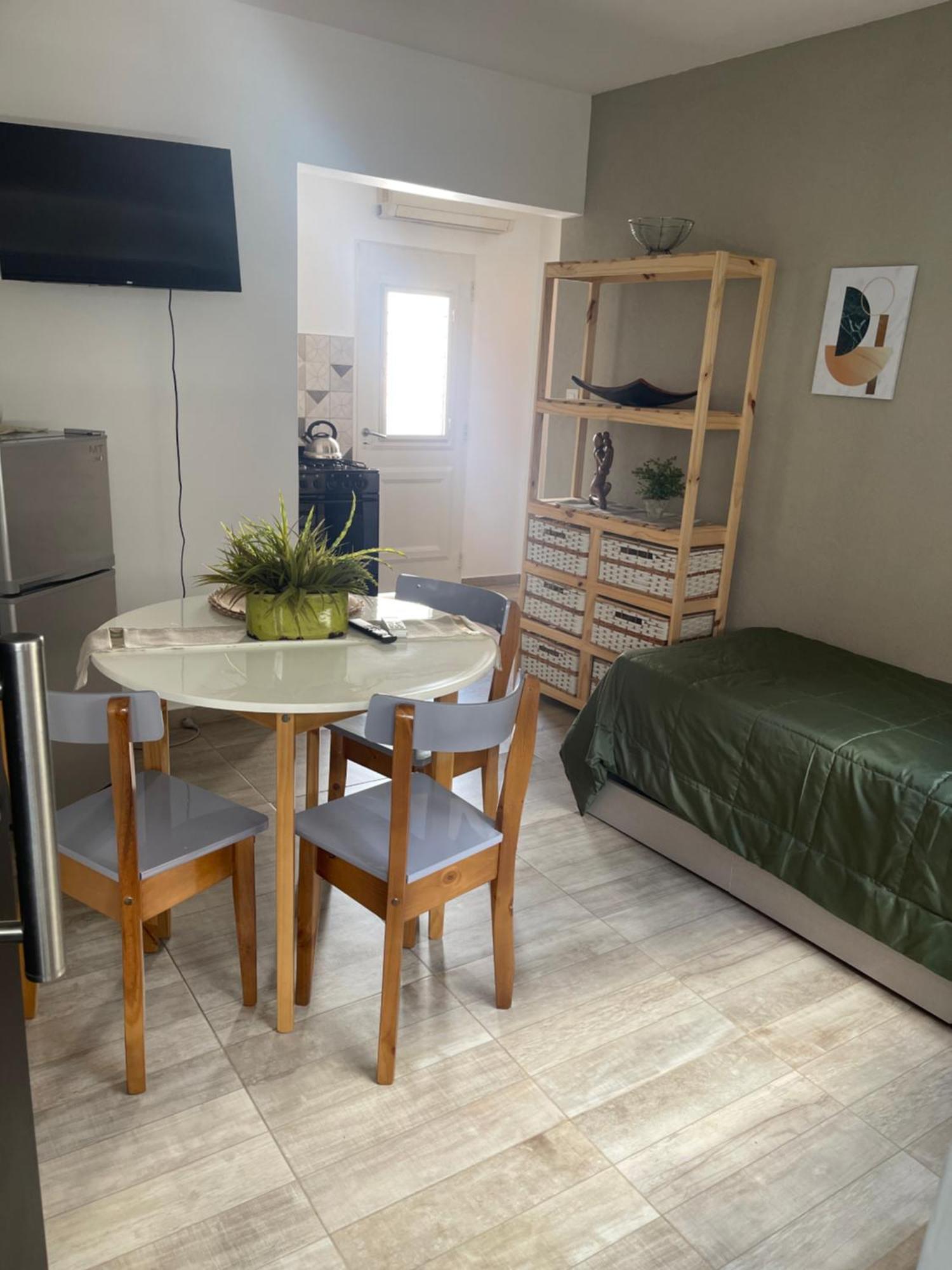 Departamento En Vicente Lopez Hasta 3 Personas Super Comodo Apartment