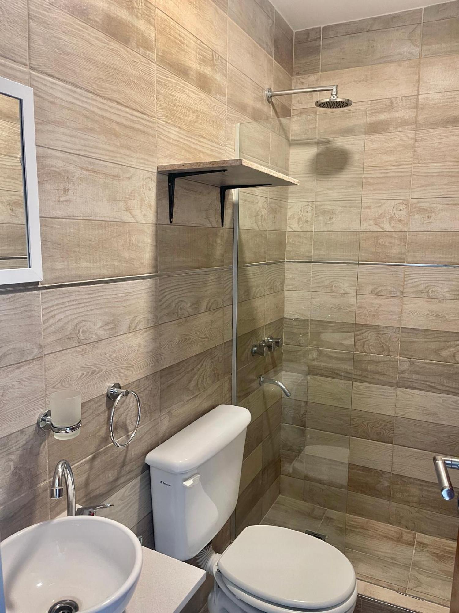 Departamento En Vicente Lopez Hasta 3 Personas Super Comodo *