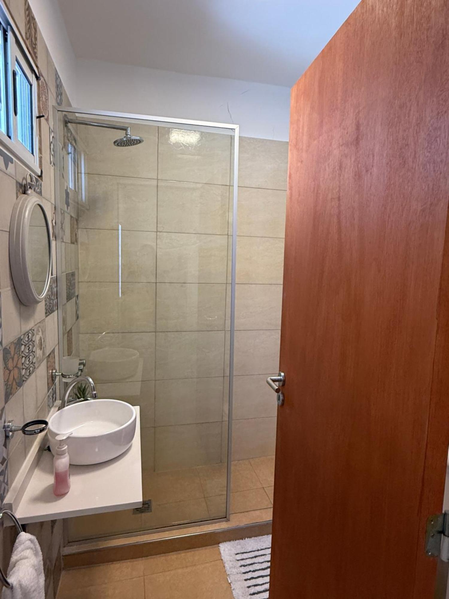 Departamento En Vicente Lopez Hasta 3 Personas Super Comodo * Florida