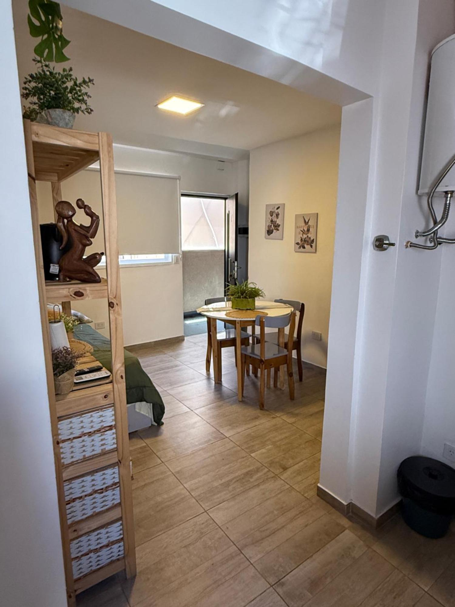Departamento En Vicente Lopez Hasta 3 Personas Super Comodo Florida